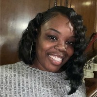 E'Yawna Davis