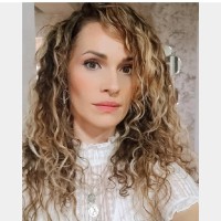 Oana Stroe