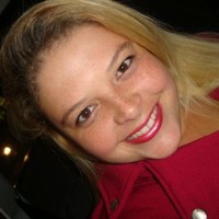 Thais Varuzza