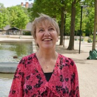 Annie V. Fuursted