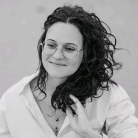 Julie Grastilleur