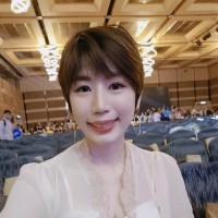 Iris Tan