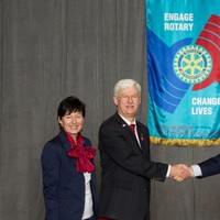 Uwe R. Bartl