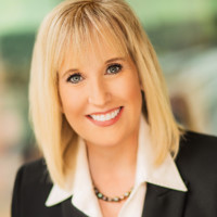 Kristen Zueger, Sior