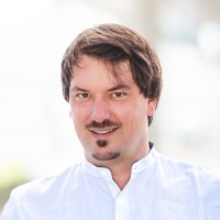 Sebastian M.
