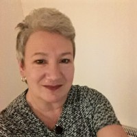 Angela R Lawlor