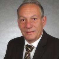 Bernhard R.
