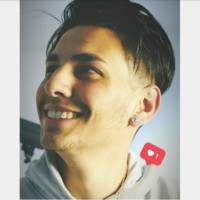 David González