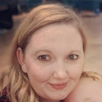 Jennifer Linekar