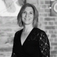Mary Saloniklis (Marchesan)