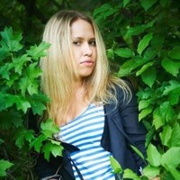 Юлия Попова