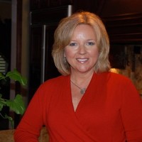 Jennifer Eve