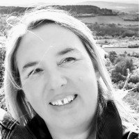 Karen Hollanders