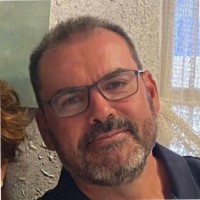 Alberto Oliva Flores