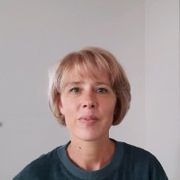 Ester Van Kol