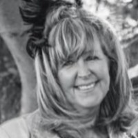 Lorna Travers