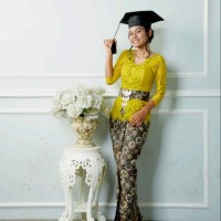 Justini Tiur Lasmaroha S