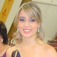 Natalia Luzia Mendonça