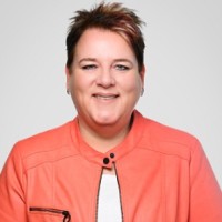 Claudia Vieth