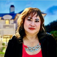 Lynn Valiente, MA, REALTOR, SRES