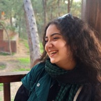 Hosna Amouzad