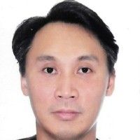 Bernard Lee