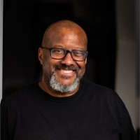 Robert L Perry Jr