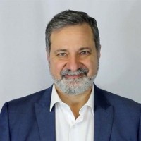 Daniel A Zelli