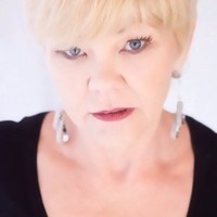 Caroline Holmes