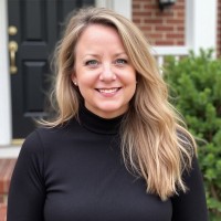 Suzanne Golden