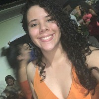 Lara Melo