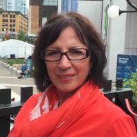 Diane L Savard