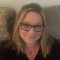 Lora Kemp