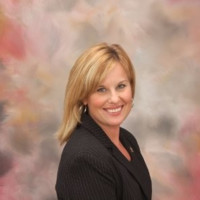 Lisa Zamiska, Phr