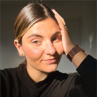 Pauline Clare