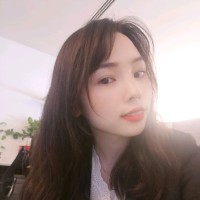 伍新艳