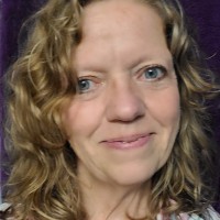Lisa Leonard