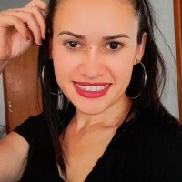 Andrea Viveiros