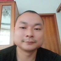 李梁钟