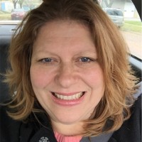 Julie Holmes,Cdvs