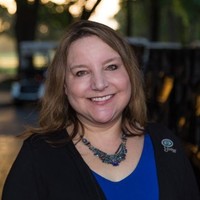 Annie Tomecek