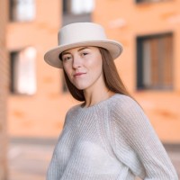 Anhelina K.