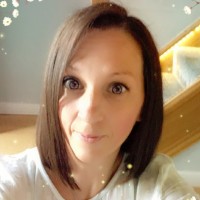 Nicola Mantle