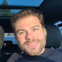 Gustavo Valente