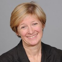 Claire Arnold