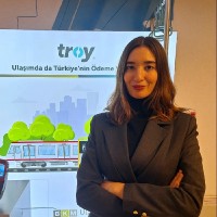 Damla Çelen