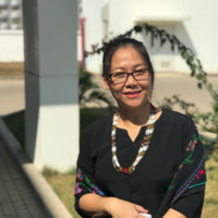 Sandi Tun