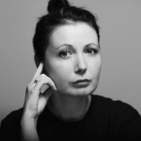 Yana Buhrer Tavanier