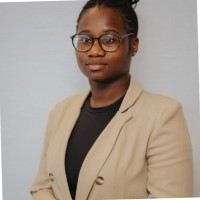Lorraine Tshezi