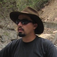 JOSE LUIS FLORES